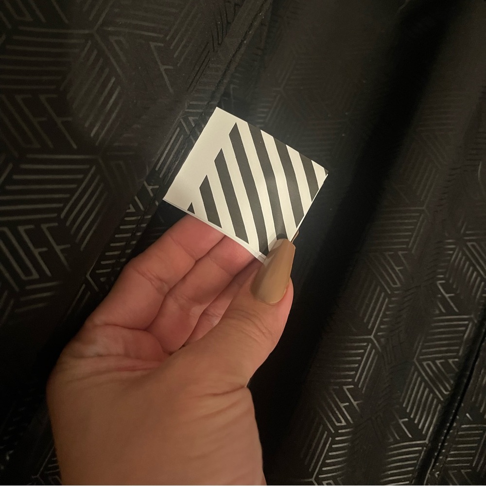 Off-White Suitcase - Picture 15 of 16